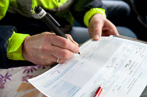 In dem PxDigiStift sieht Thomas Heuken eine „sehr komfortable Lösung“. Jeden Tag zum Feierabend lässt er seinen Stift in der Mischstation auslesen.
